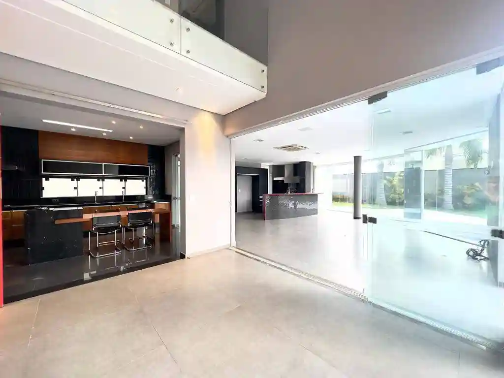 Casa de Condomínio com 4 quartos à venda, 406m² — foto 3 de 29