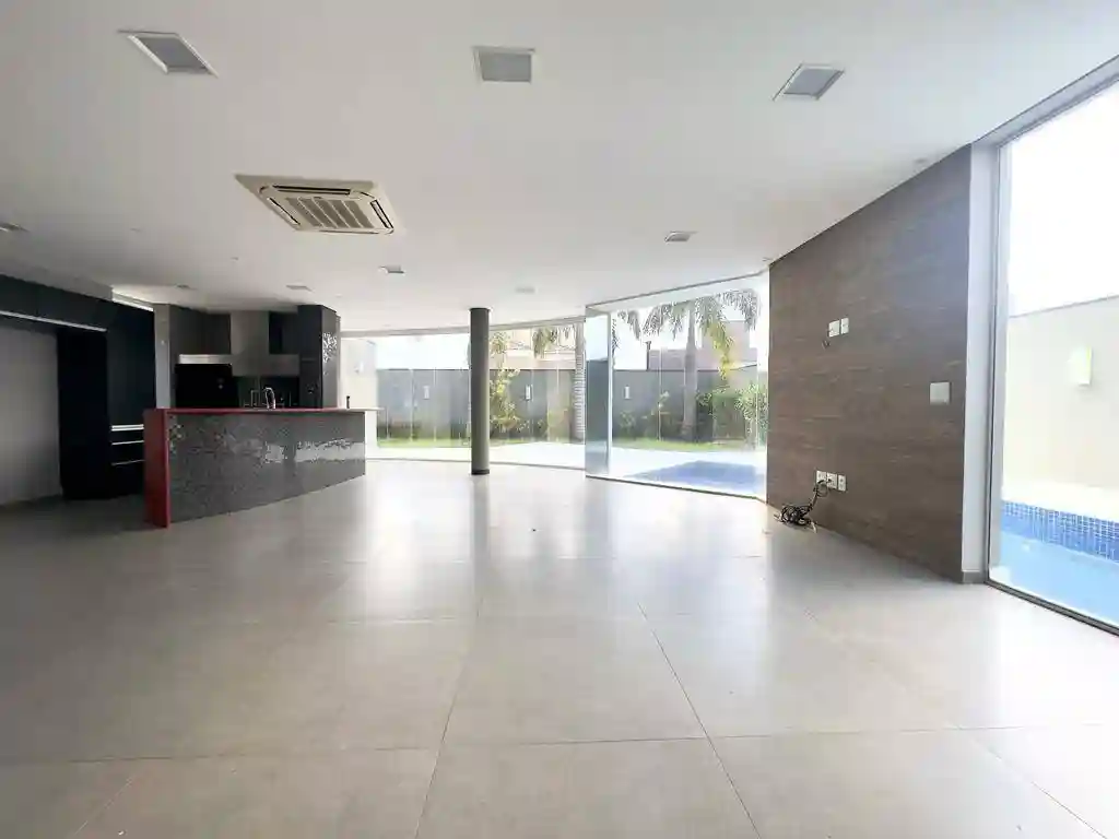 Casa de Condomínio com 4 quartos à venda, 406m² — foto 1 de 29