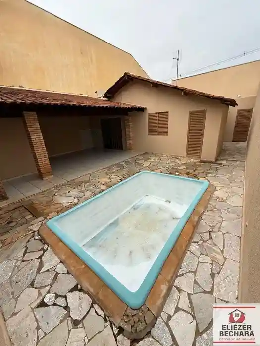 Casa com 3 quartos à venda, 150m² — foto 3 de 27