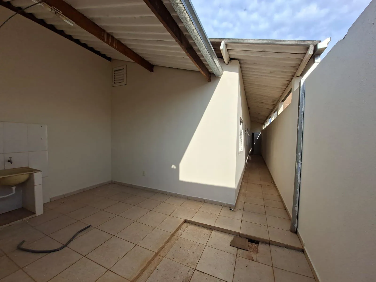 Casa com 2 quartos para aluguel, 100m² — foto 9 de 11