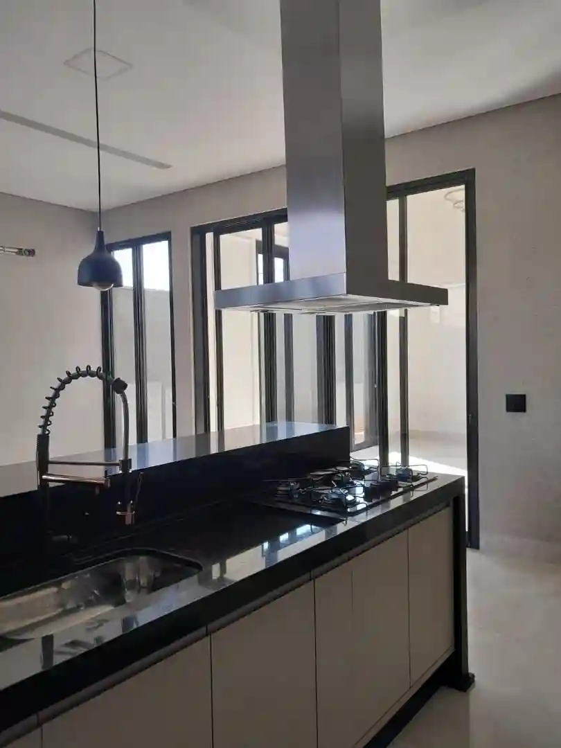 Casa de Condomínio com 3 quartos à venda, 400m² — foto 9 de 14