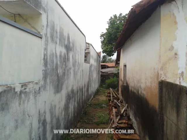 Casa à venda — foto 2 de 3