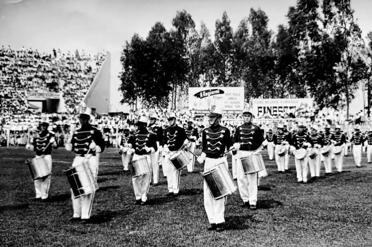 Concurso de Fanfarra no Estádio do América - 1959 (Jaime Colagiovanni e Rui Guimarães)