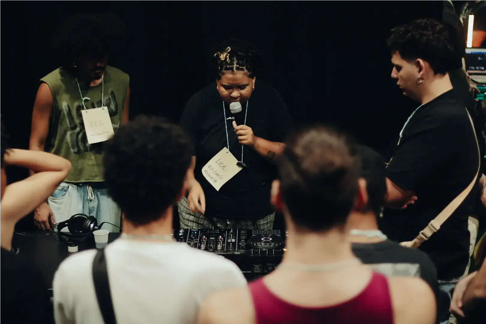 Oficina do coletivo Loudroom forma novos DJs em Rio Preto