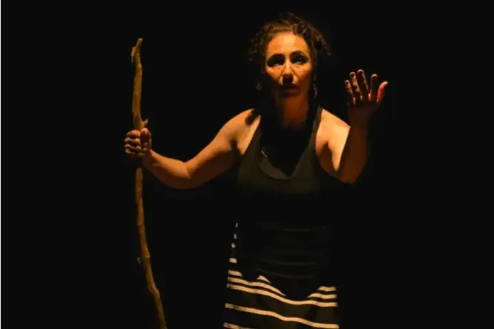 Thumbnail description