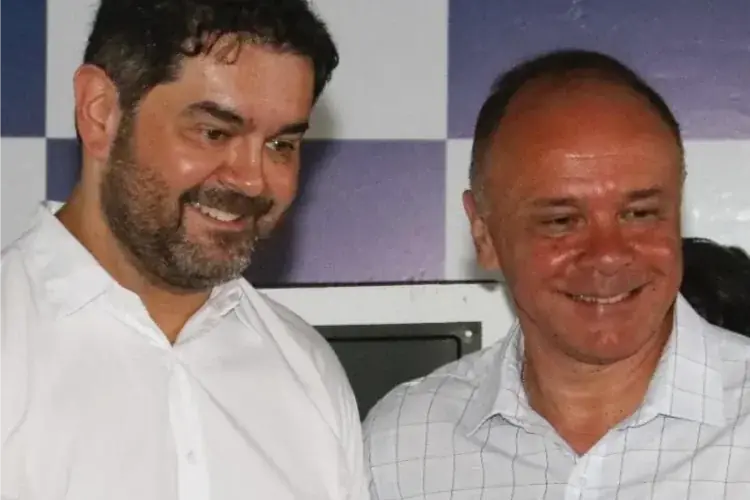 Coronel Fábio (à dir.) e o supersecretário Rodrigo Carmona (Divulgação)