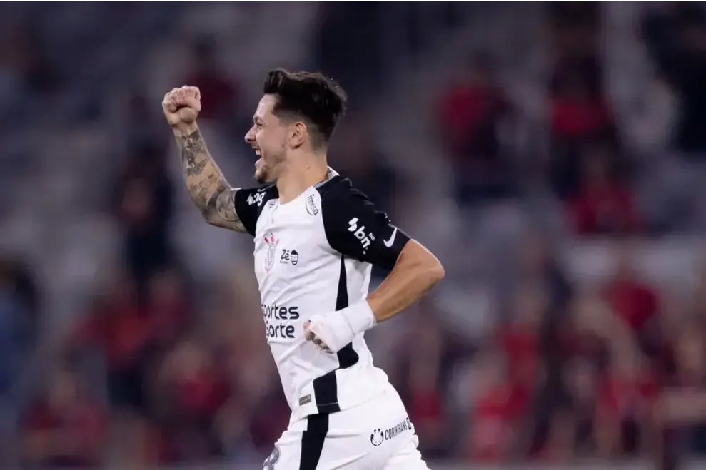 Corinthians vence Athletico-PR em Curitiba com gol de Garro