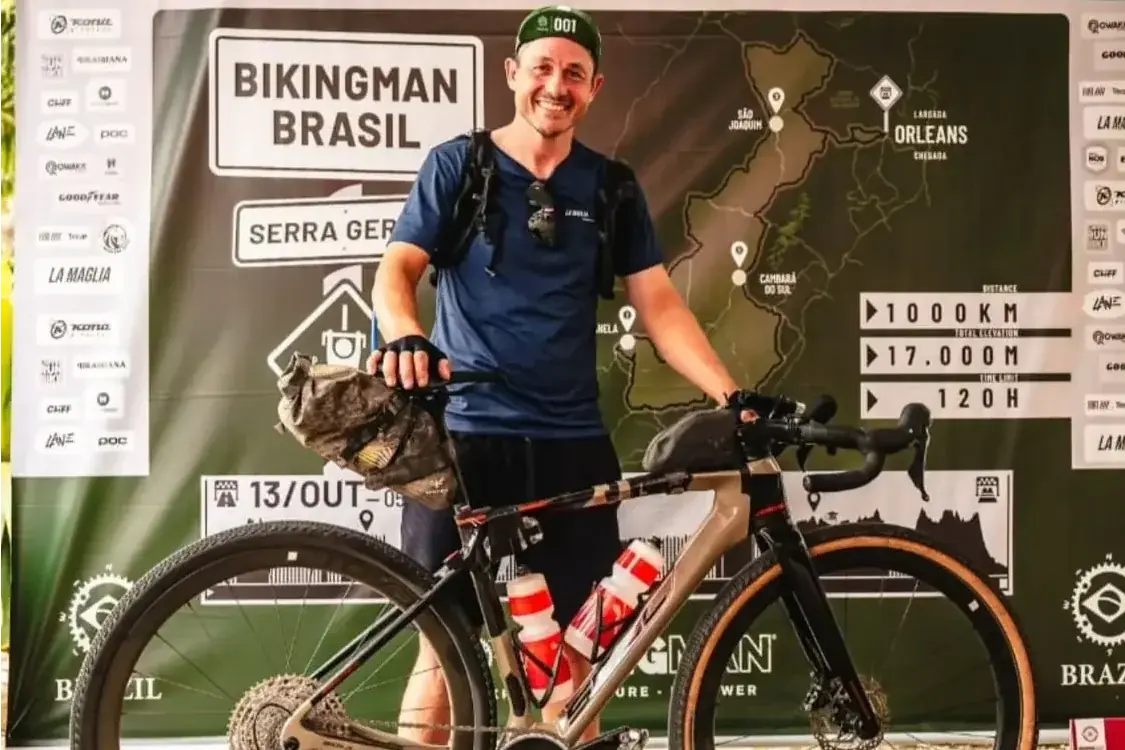 Rio-pretense André Froes vence etapa do Bikingman Brasil e é campeão mundial no ultraciclismo