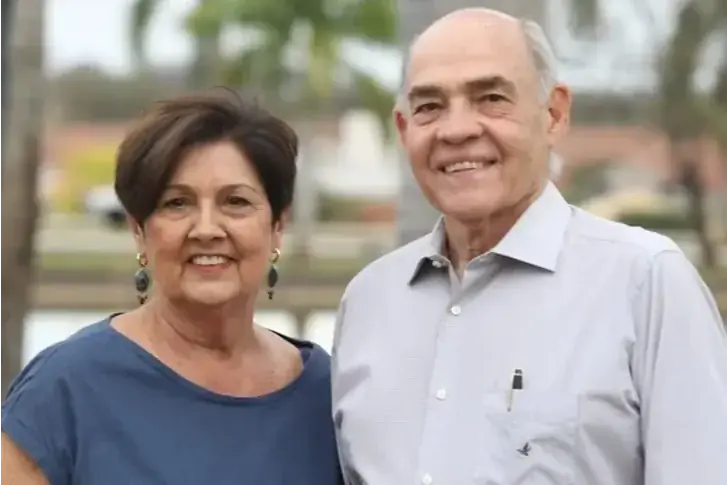 Lucas e Zezé, proprietários da Lucas Negócios Imobiliários (Divulgação)