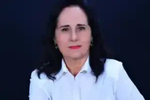 Indústria resiste em 2025; aguarda 2026