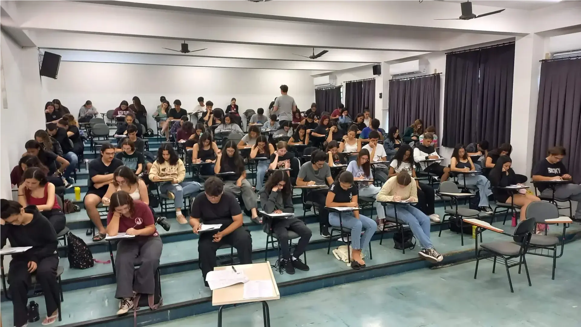 Cursinho Atlas, no Ibilce, oferece aulas gratuitas e voltadas a estudantes de baixa renda em preparação para o Enem (Divulgação)