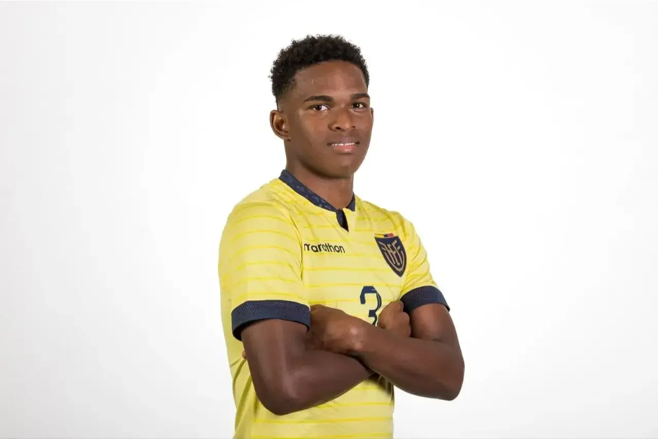 Zagueiro Ivis Alan, do Tanabi, é convocado pela Seleção Equatoriana Sub-20