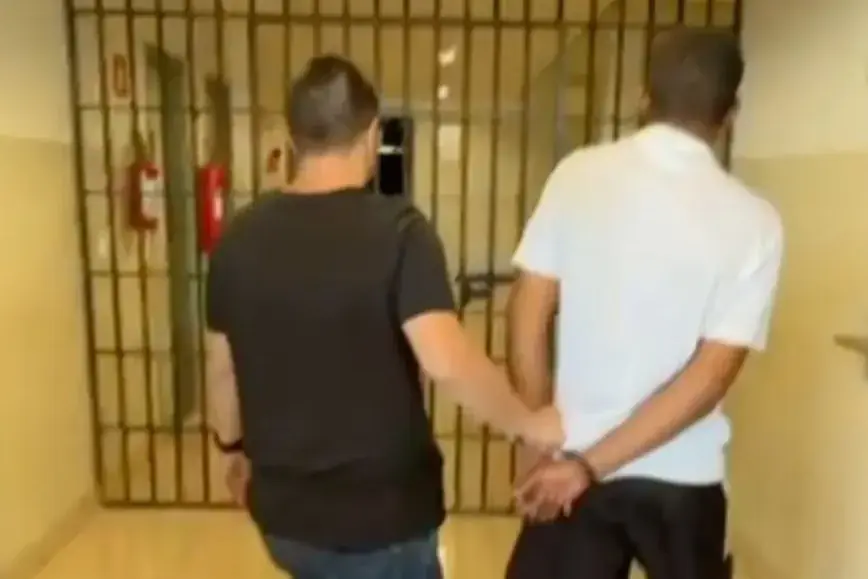 Thumbnail description