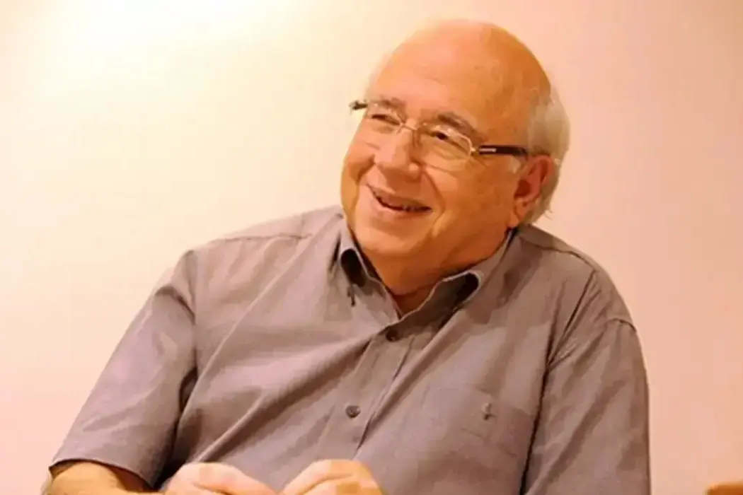Luis Fernando Verissimo, sobre a vida: "No fim, pensando bem, a vida é uma grande piada. Acontece tudo isso com a gente, e a gente morre...que piada, (Agência Brasil)