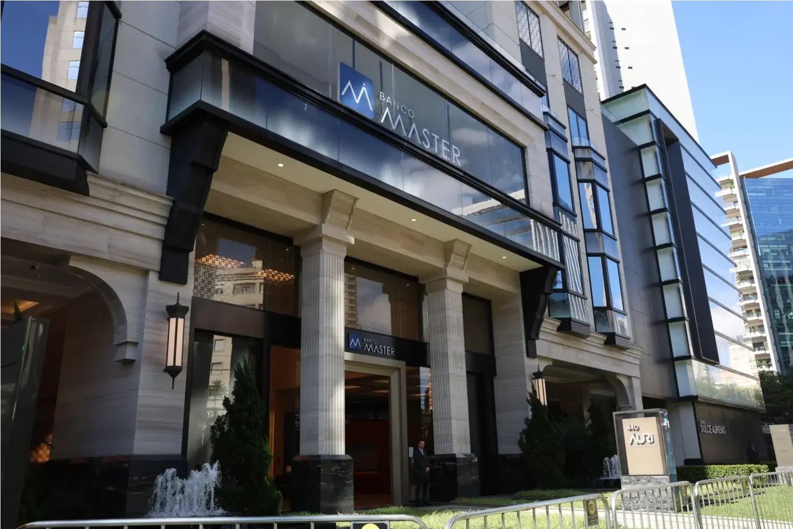 Fachada do Banco Master no Itaim Bibi, em São Paulo (Rovena Rosa/Agência Brasil)