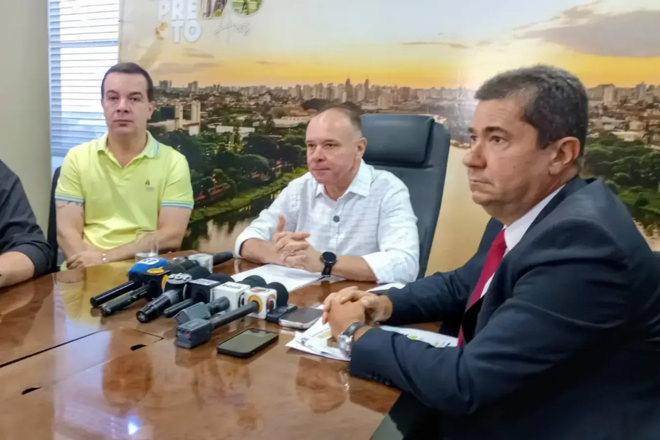 Pressão força Coronel a 'congelar' nova planta genérica e revisar 267 mil imóveis em Rio Preto