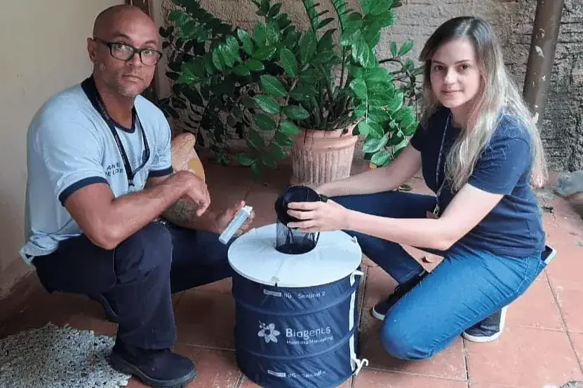 Começa instalação das armadilhas contra a dengue