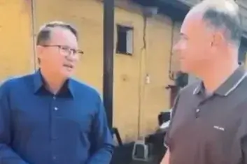 Thumbnail description