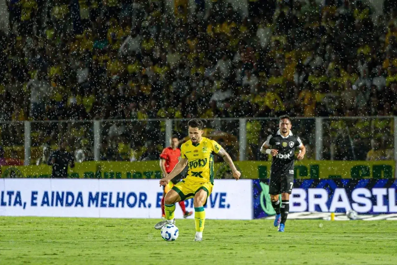 Em casa, Mirassol empata sem gols contra o Botafogo