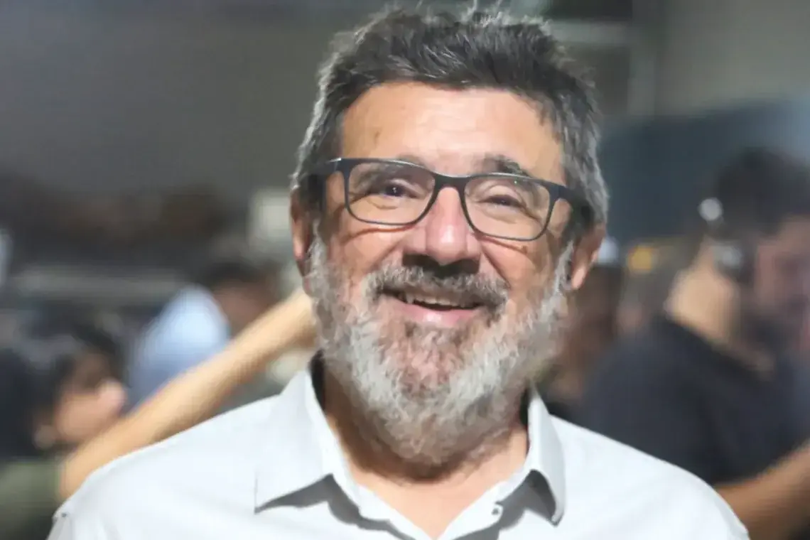 Thumbnail description