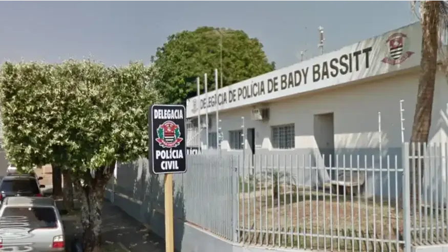 O caso foi registrado como roubo e encaminhado à Delegacia de Polícia de Bady Bassitt (Reprodução/Google Street View)