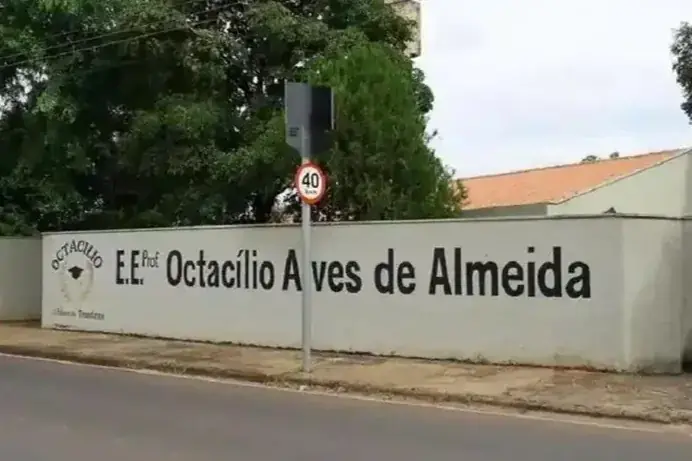 A escola estadual Octacílio Alves de Almeida, em Rio Preto, e outras nove unidades da região terão monitores militares (Edvaldo Santos/Arquivo)