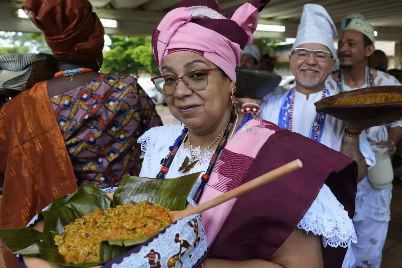 Mônica Monteiro ganha prêmio nacional de culinária de matriz africana em Brasília