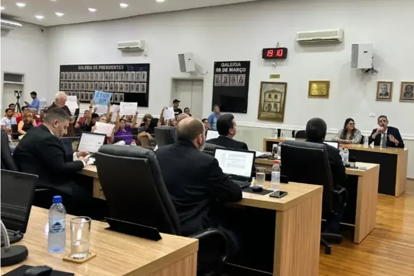 Câmara de Tanabi cassa mandato de vereador preso com carro clonado