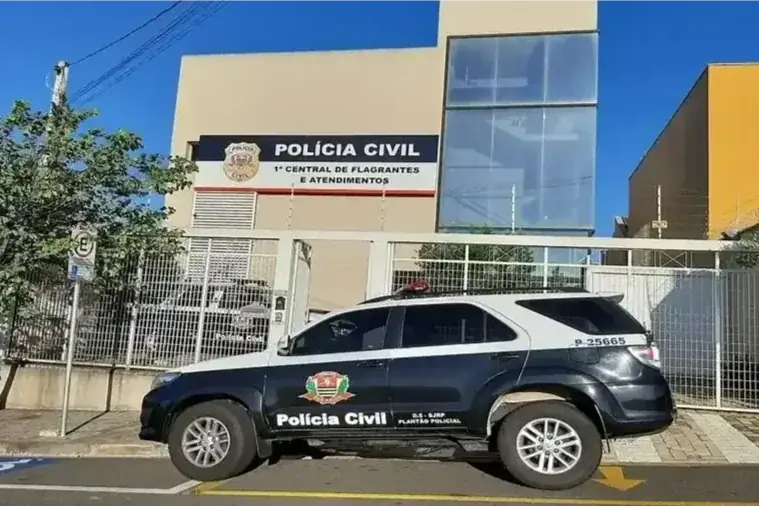 Adolescente é apreendido após ataque a tiros que deixa um morto e uma mulher ferida em Rio Preto