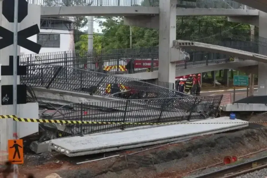 Passarela sobre a linha férrea fica na região da Represa Municipal (Guilherme Baffi 6/11/2024)