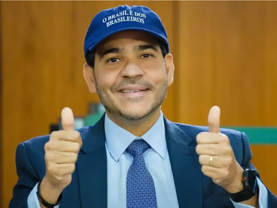 Messias diz que mostrará ao Senado cumprir os ‘requisitos’