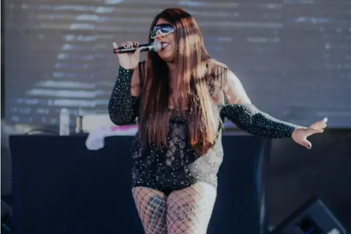 Thumbnail description