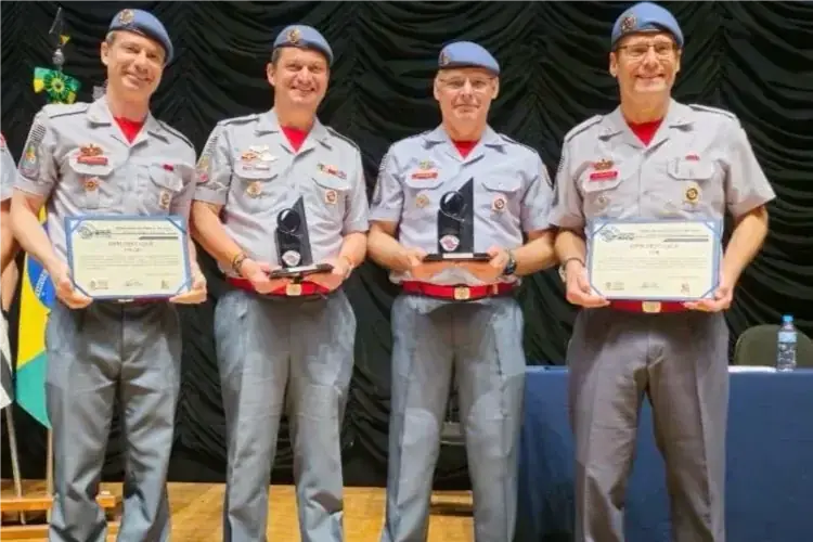 Thumbnail description