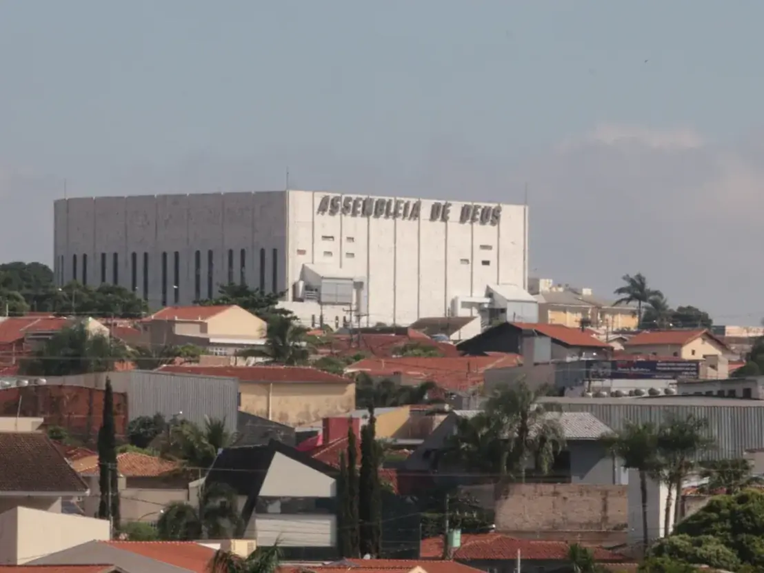Megatemplos de Rio Preto reúnem mais fiéis que 76 cidades da região