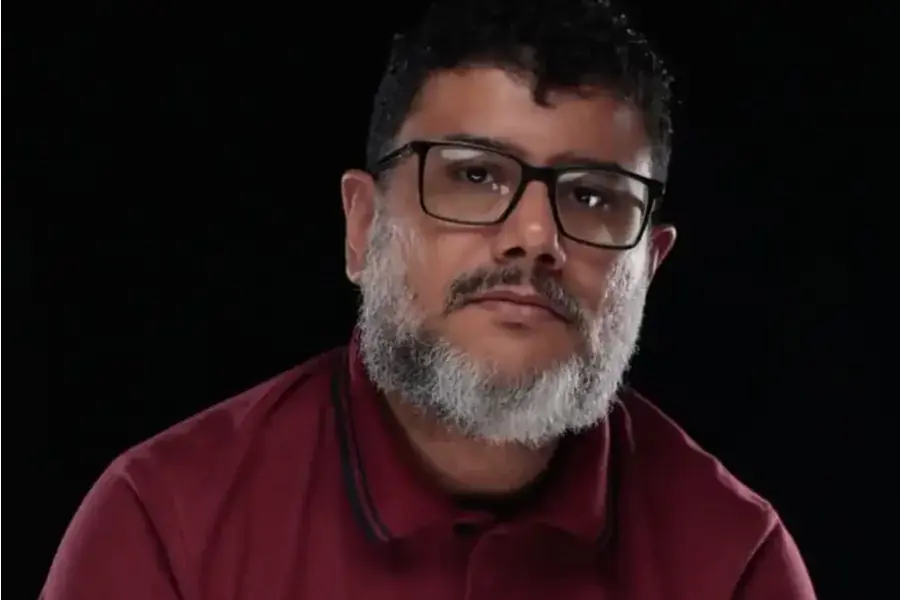 Thumbnail description