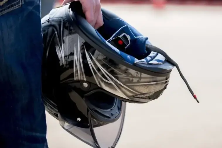 Ipem-SP dá dicas para acertar na compra e no uso de capacetes