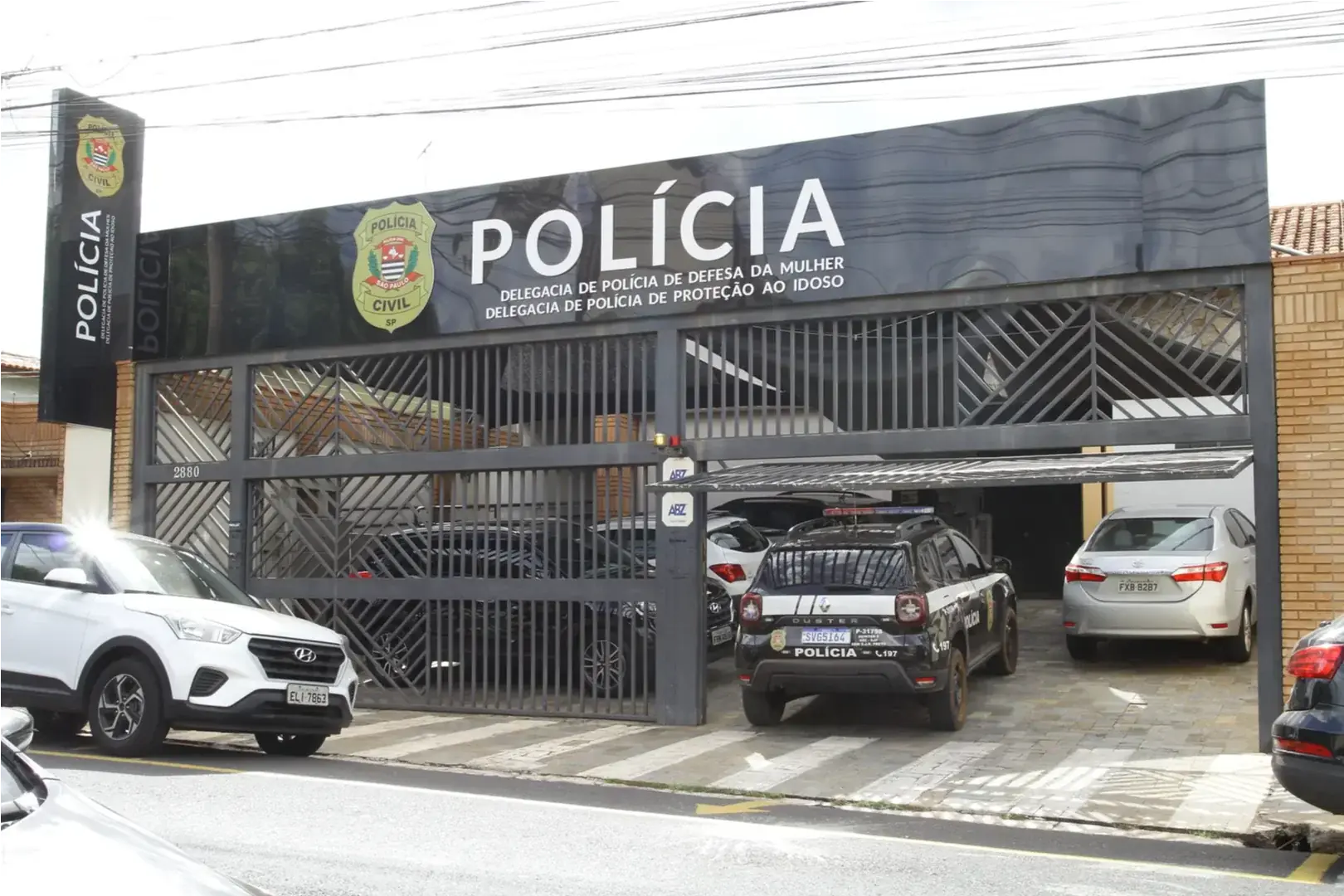 Delegado Vítor Ramazotti, da Delegacia de Defesa da Mulher, autuou o homem em flagrante após encontrar imagens em computador e celular (Edvaldo Santos 05/03/2025)