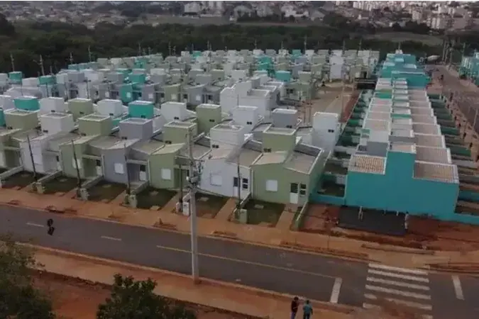 Thumbnail description