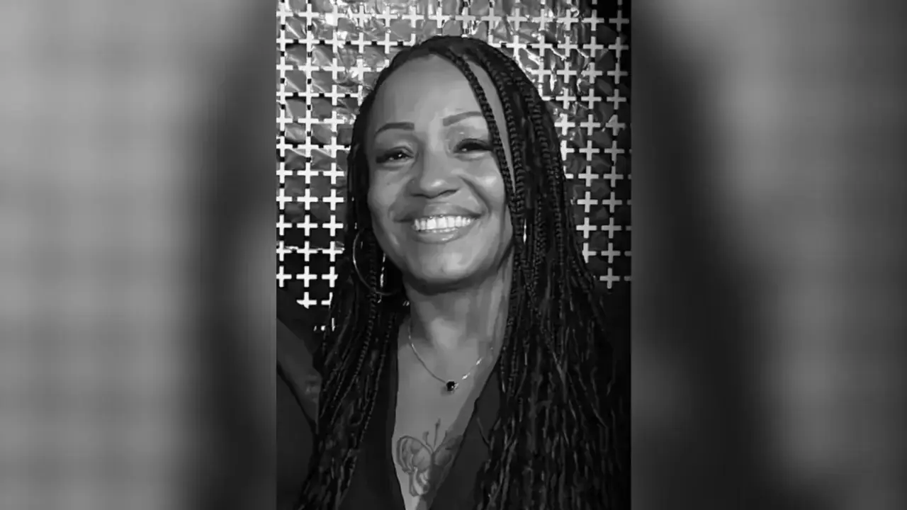 Elaine Cristina Barbosa do Nascimento, tinha 39 anos e morreu após sofrer um AVC (Reprodução/Instagram)