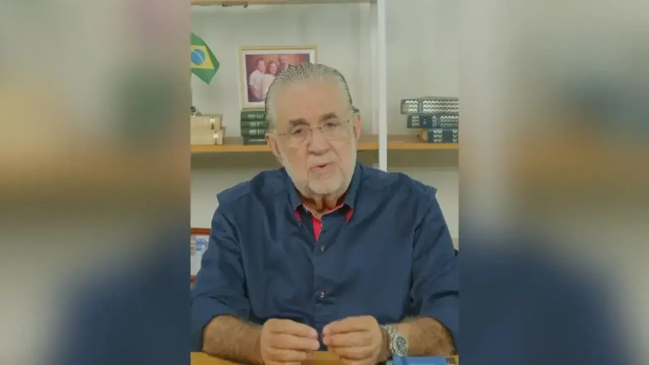 O anúncio foi feito em sua conta no Instagram nesta segunda-feira, 4 (Reprodução)