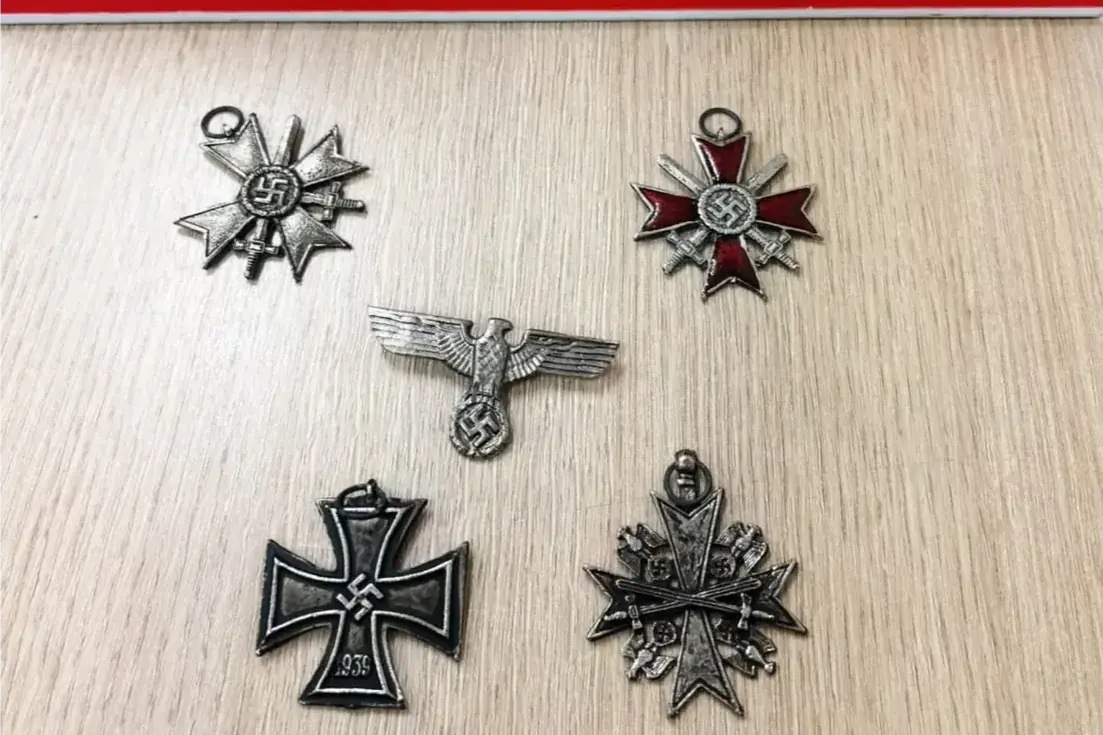 Vendedor ilegal de armas tinha até medalhas nazistas (Deic Rio Preto)