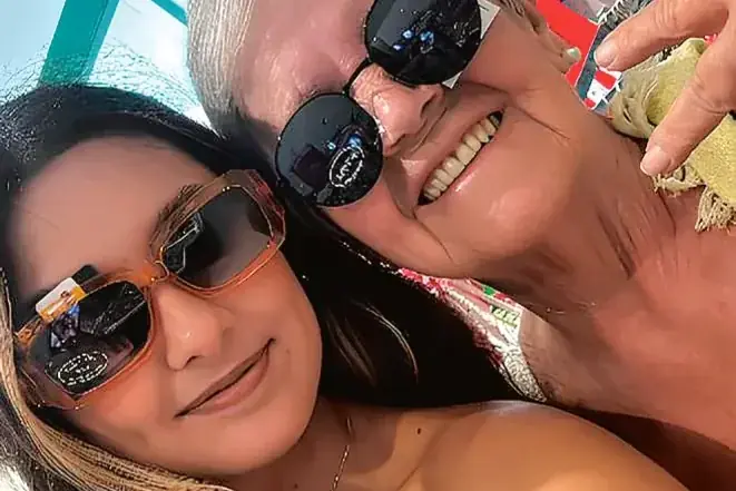 Thumbnail description