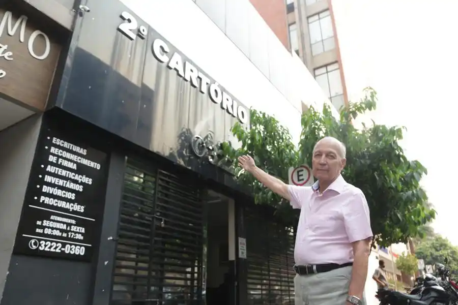 Carlinhos “apresenta” sua segunda casa, o 2º Cartório de Notas de Rio Preto (Johnny Torres 22/9/2021)