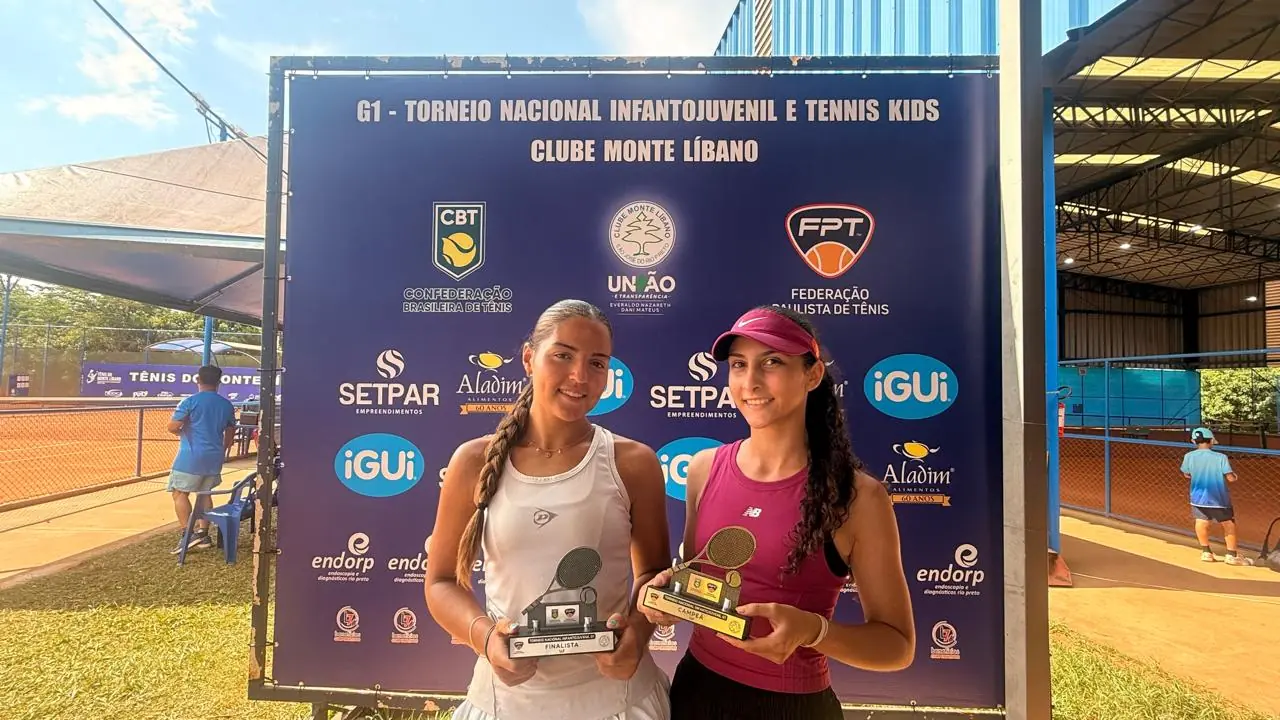 Júlia Reis vence final de virada e é campeã de tênis em Rio Preto