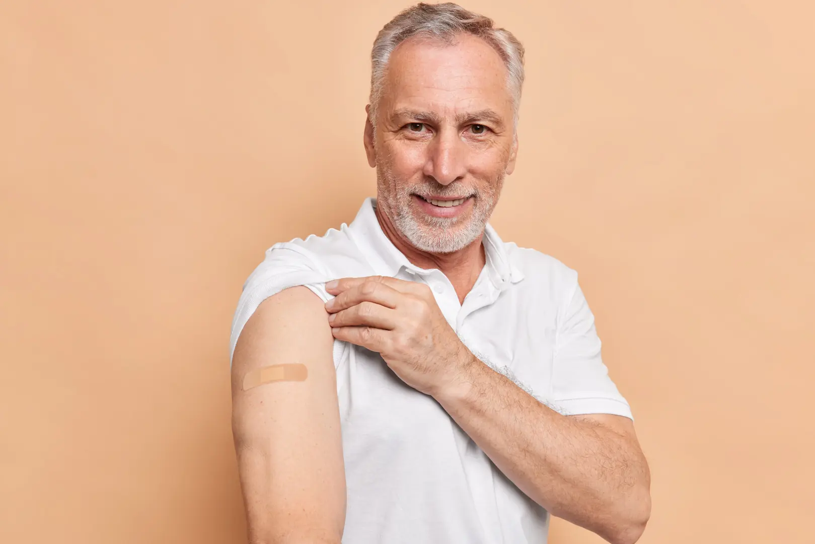 AOS 60+: AS VACINAS QUE VOCÊ NÃO PODE IGNORAR (Freepik/Divulgação)