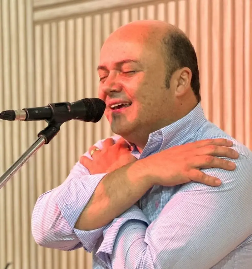 Encontro de louvor com Giovani Santos