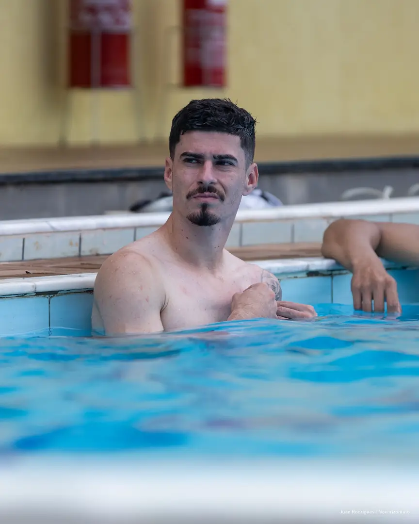 Thumbnail description