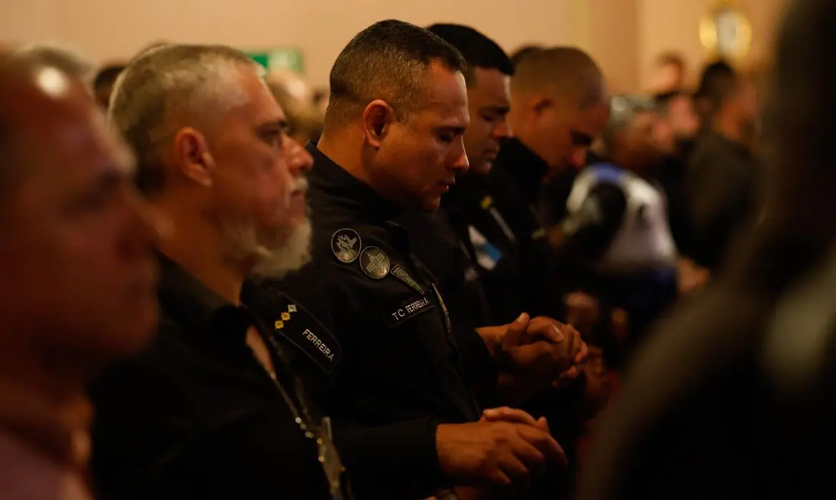 Sobe para cinco total de policiais mortos na Operação Contenção no Rio de Janeiro