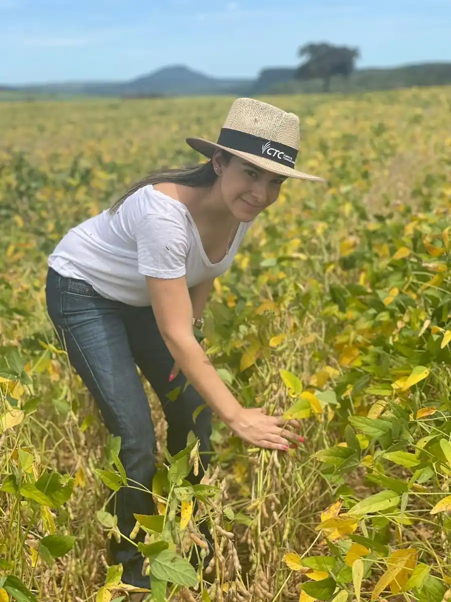 Natalia Zanon Carvalho investe na integração soja-pecuária (Divulgação)