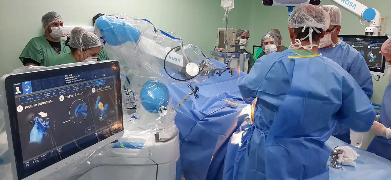 Um dos procedimentos realizados nesta sexta-feira, 18, com nova tecnologia (Divulgação)